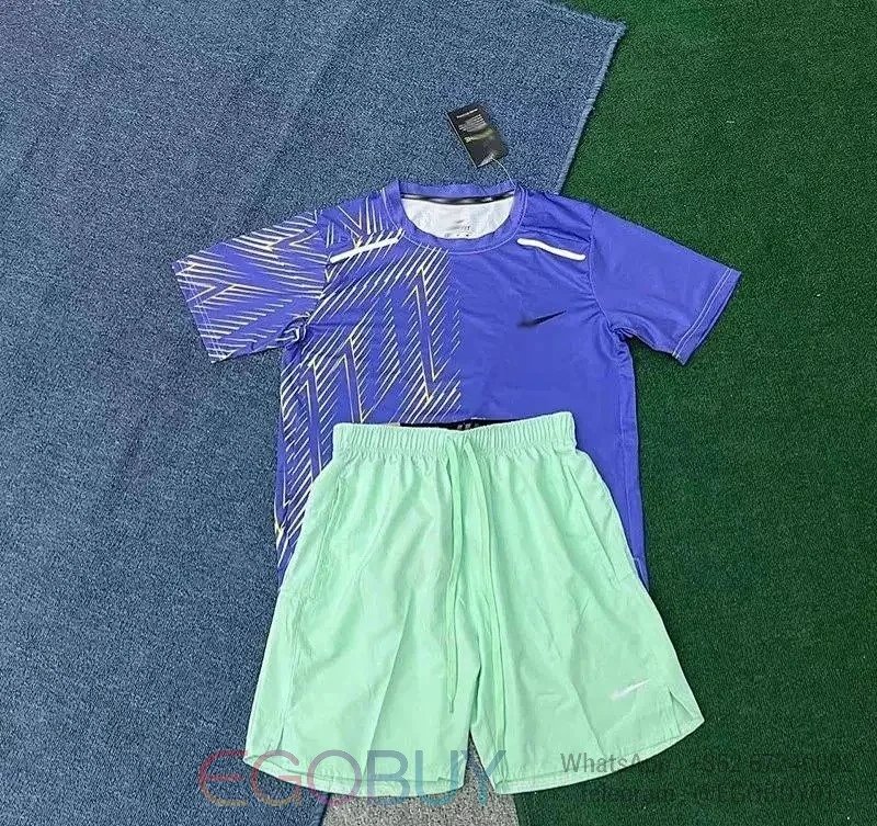 Nike Matching Sets Men's short-sleeve performance T-shirt and shorts set — Light blue short-sleeve D218 light green