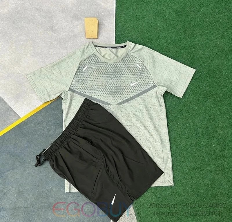 Nike Matching Sets Men's short-sleeve performance T-shirt and shorts set — T900 gray +7501 black