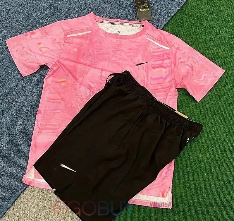 Nike Matching Sets Men's short-sleeve performance T-shirt and shorts set — Athletics short-sleeve pink D975 black