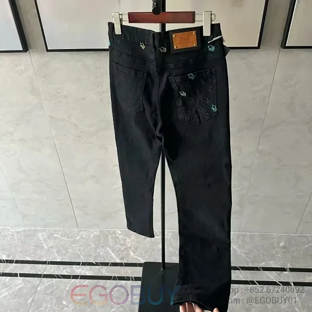 Louis Vuitton Jeans Monogram carpenter denim product detail image 5