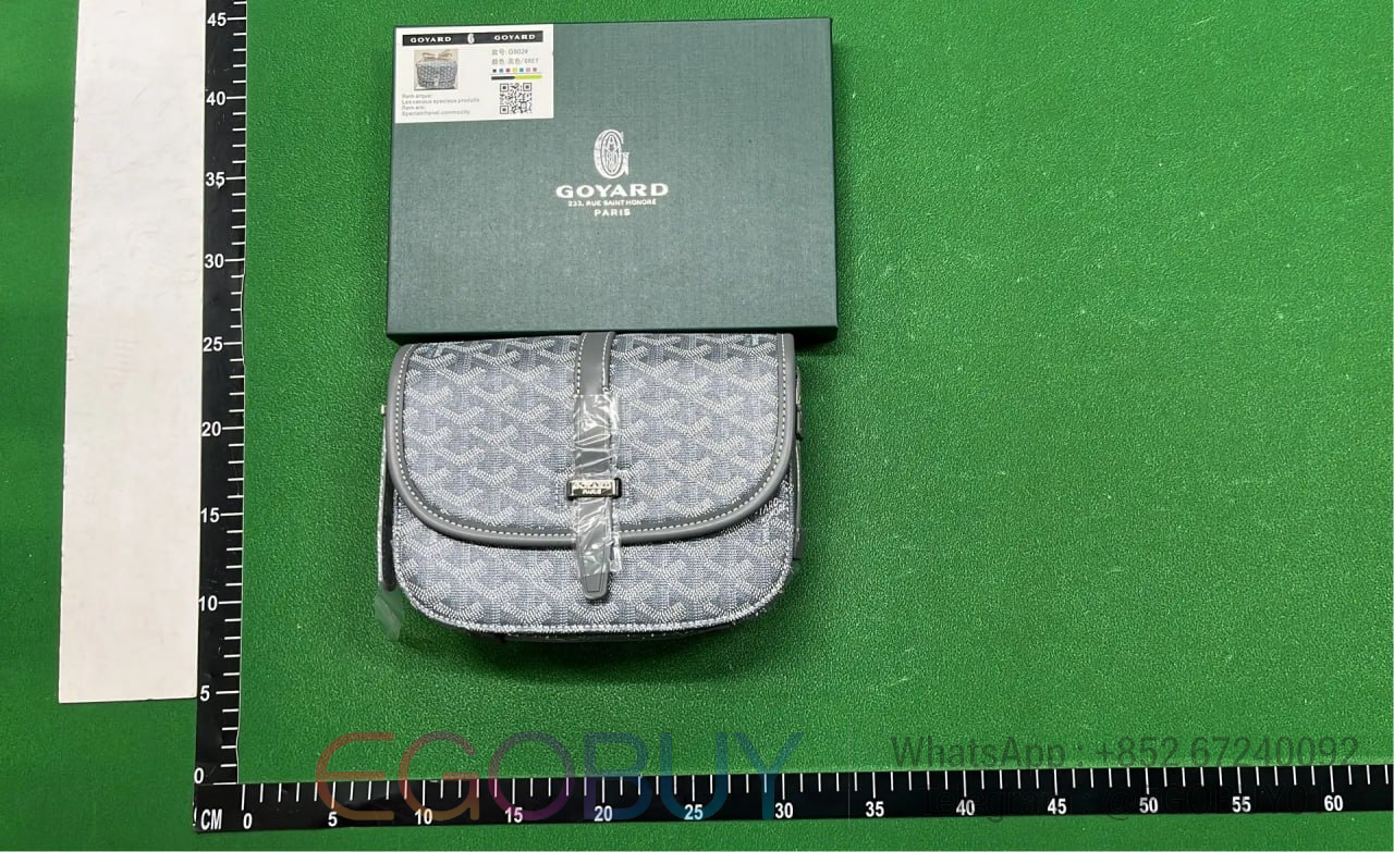 Goyard Wallets & Card Holders Monogram Holder — 19 messenger bag gray
