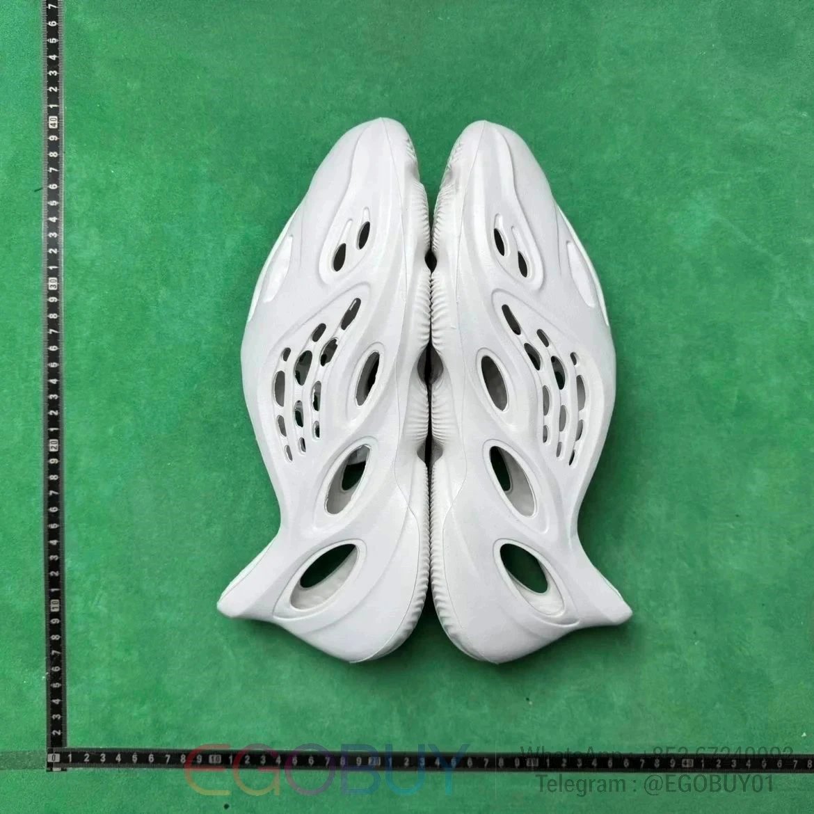 Nike Slippers Mind 001 — Yeezy Foam Runner - Pure white