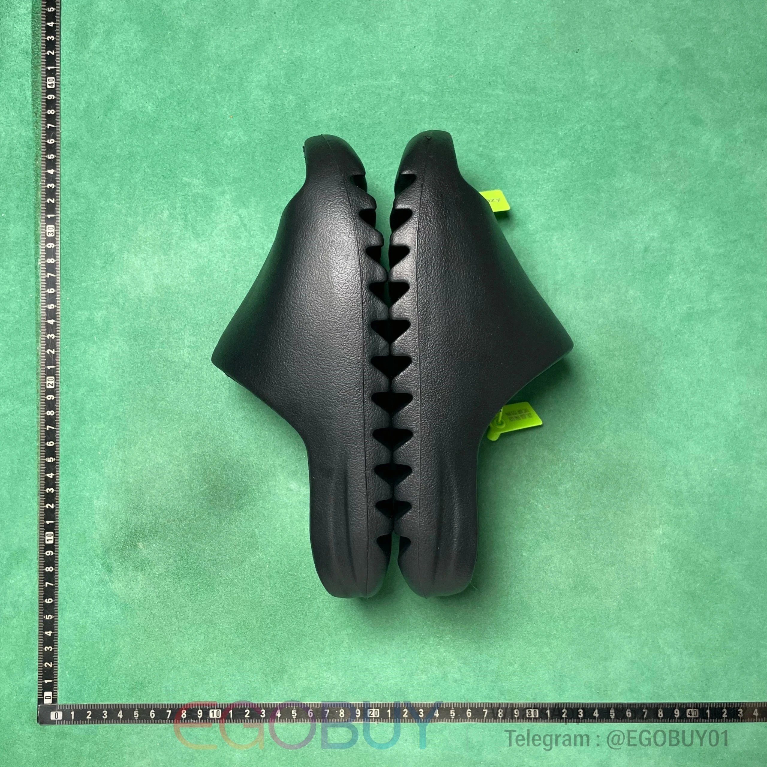 Nike Slippers Mind 001 — Yeezy Slide - Pure black