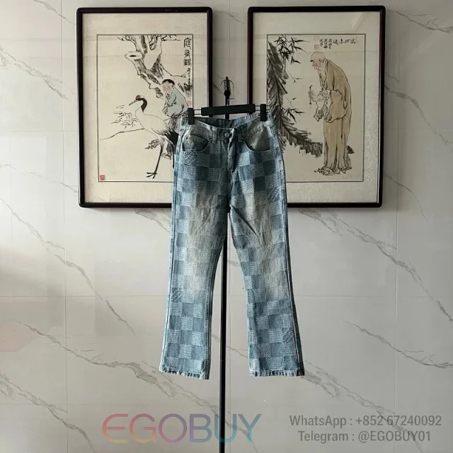 Louis Vuitton Jeans Monogram carpenter denim product detail image 3