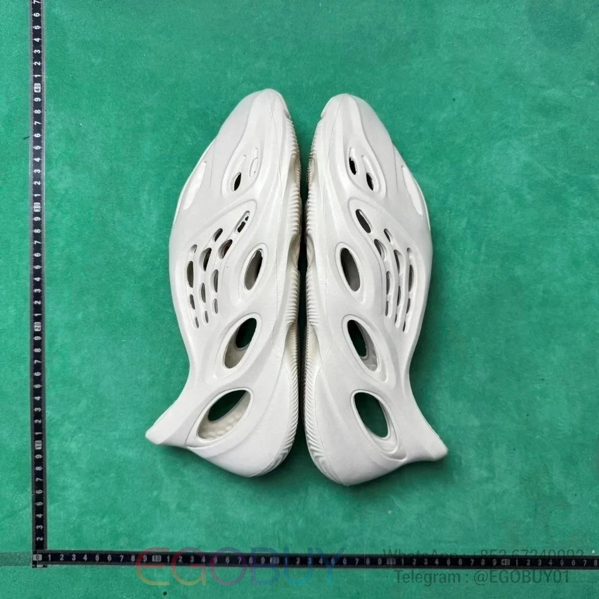 Nike Slippers Mind 001 — Yeezy Foam Runner - Sand yellow