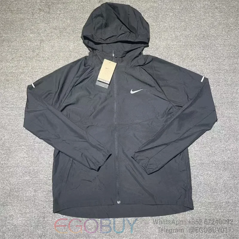 Black DD4747-