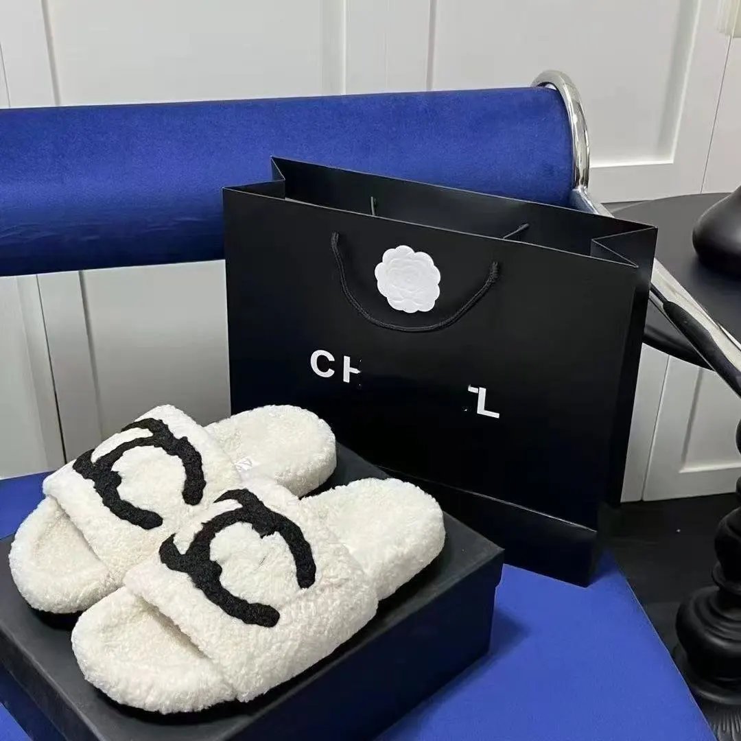 Balenciaga Slippers Fuzzy Logo Slide — Style 26