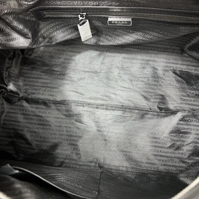 Prada Travel Bags Nylon duffle bag with shoulder strap product detail image 4