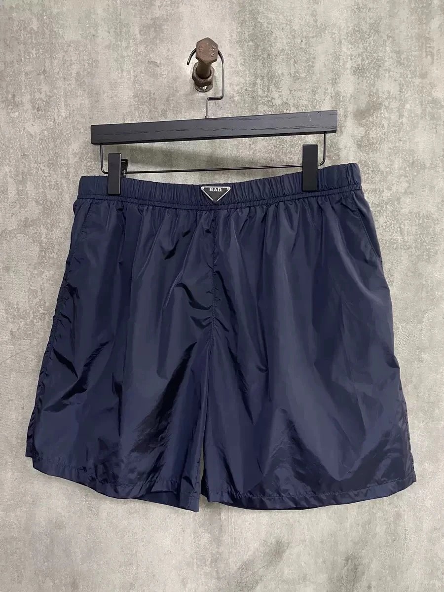 Shorts in navy blue