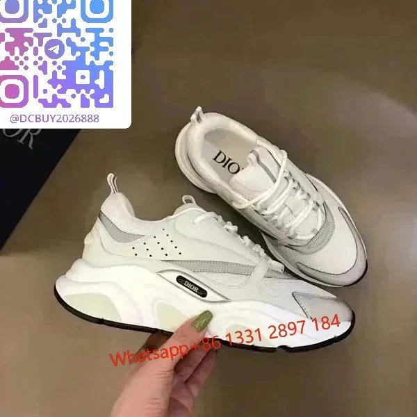 B22 White