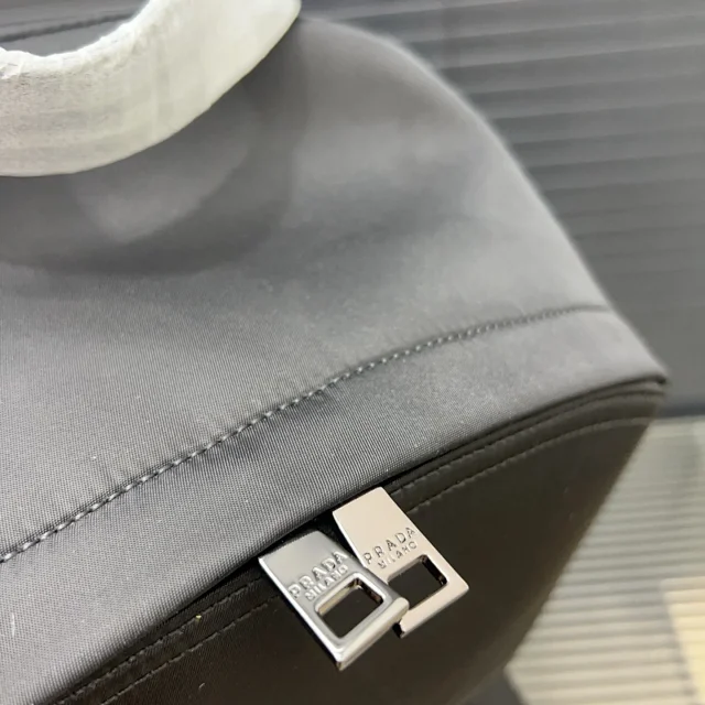 Prada Travel Bags Nylon duffle bag with shoulder strap product detail image 9