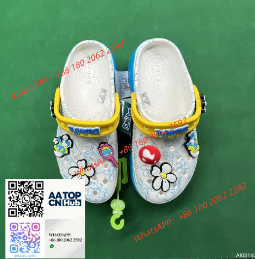 Crocs, men’s and women’s same style non-slip breathable beach shoes