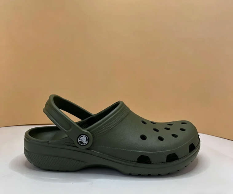 Crocs Classic Clog Foam Army Green OZ09