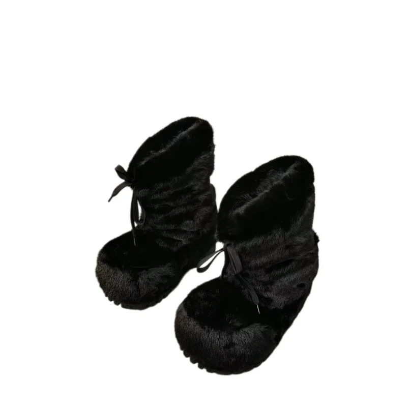 Balenciaga Alaska