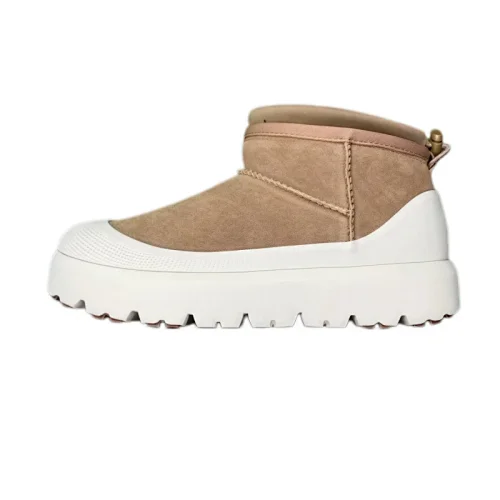 UGG Classic Ultra Mini Weather Hybrid