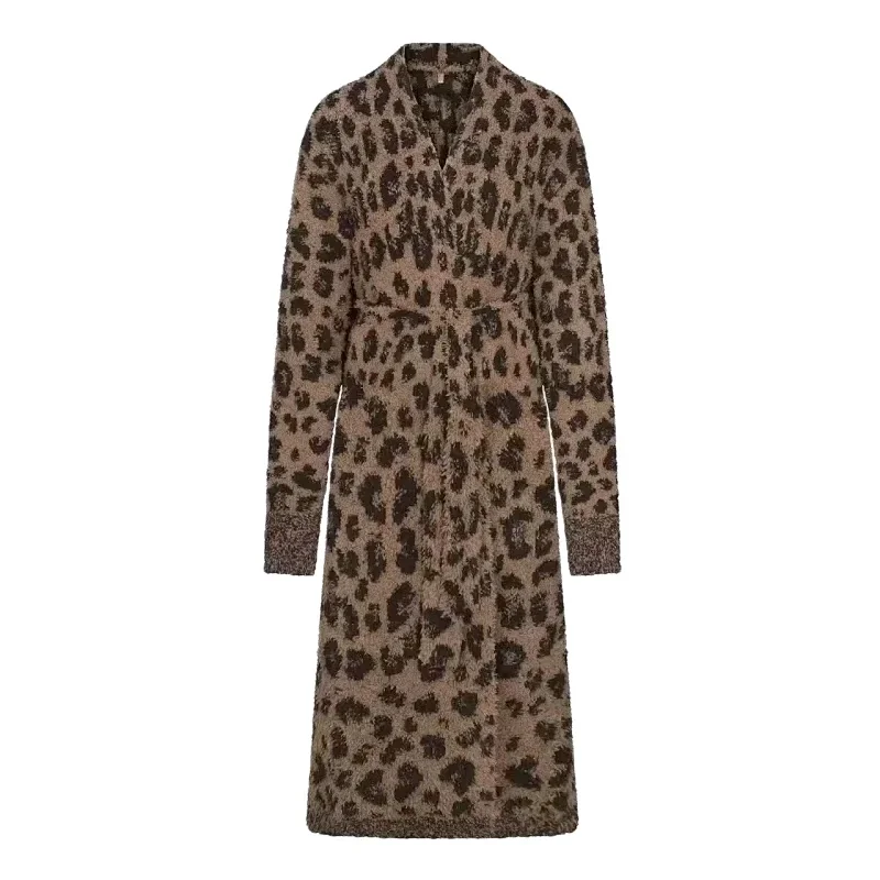 Bata Leopardo Skims