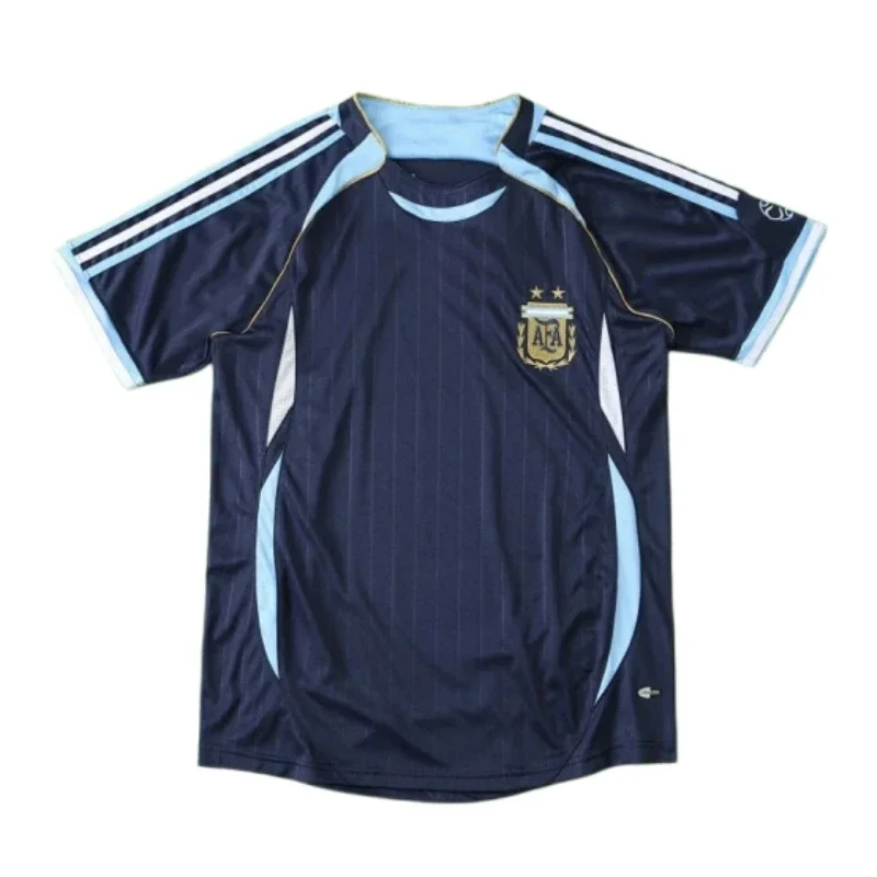 Camiseta Argentina Away Retro Temporada 06 Versión Fan