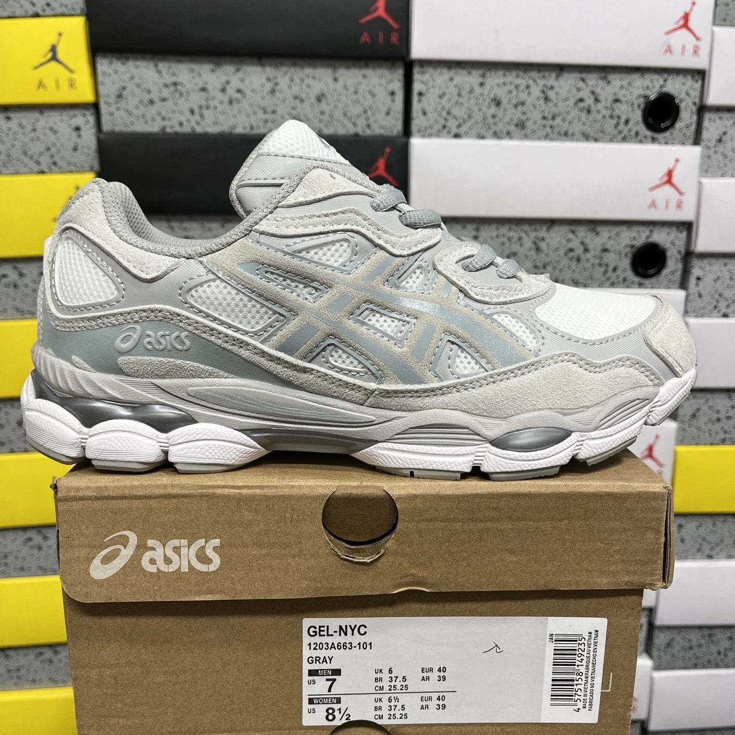 ASICS GEL-NYC Cream Cloud Grey 1203A663-101