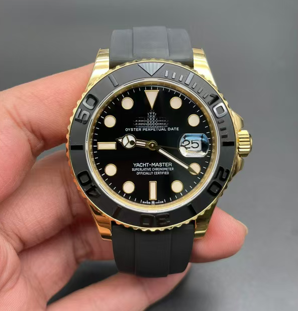 Rubber yacht gold