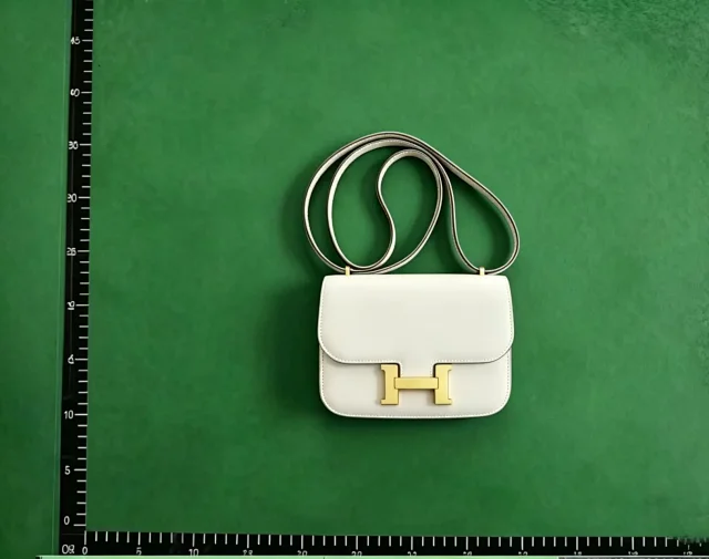 Unbranded Crossbody Bags Flap bag with H-shaped clasp product detail image 6