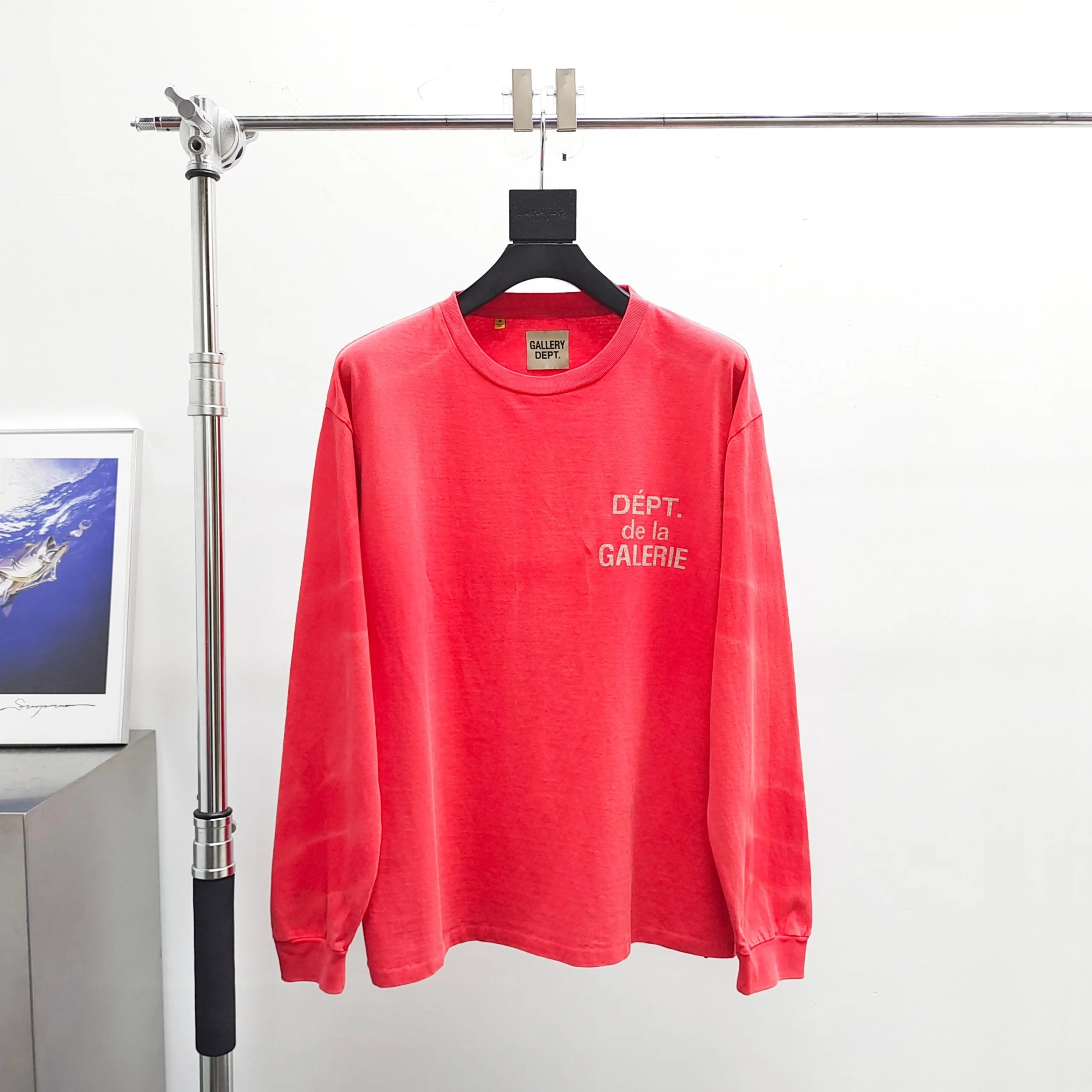 Red Water Ripple Long-Sleeved Shirt