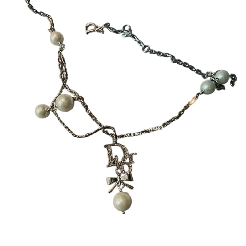Dior pearl necklace