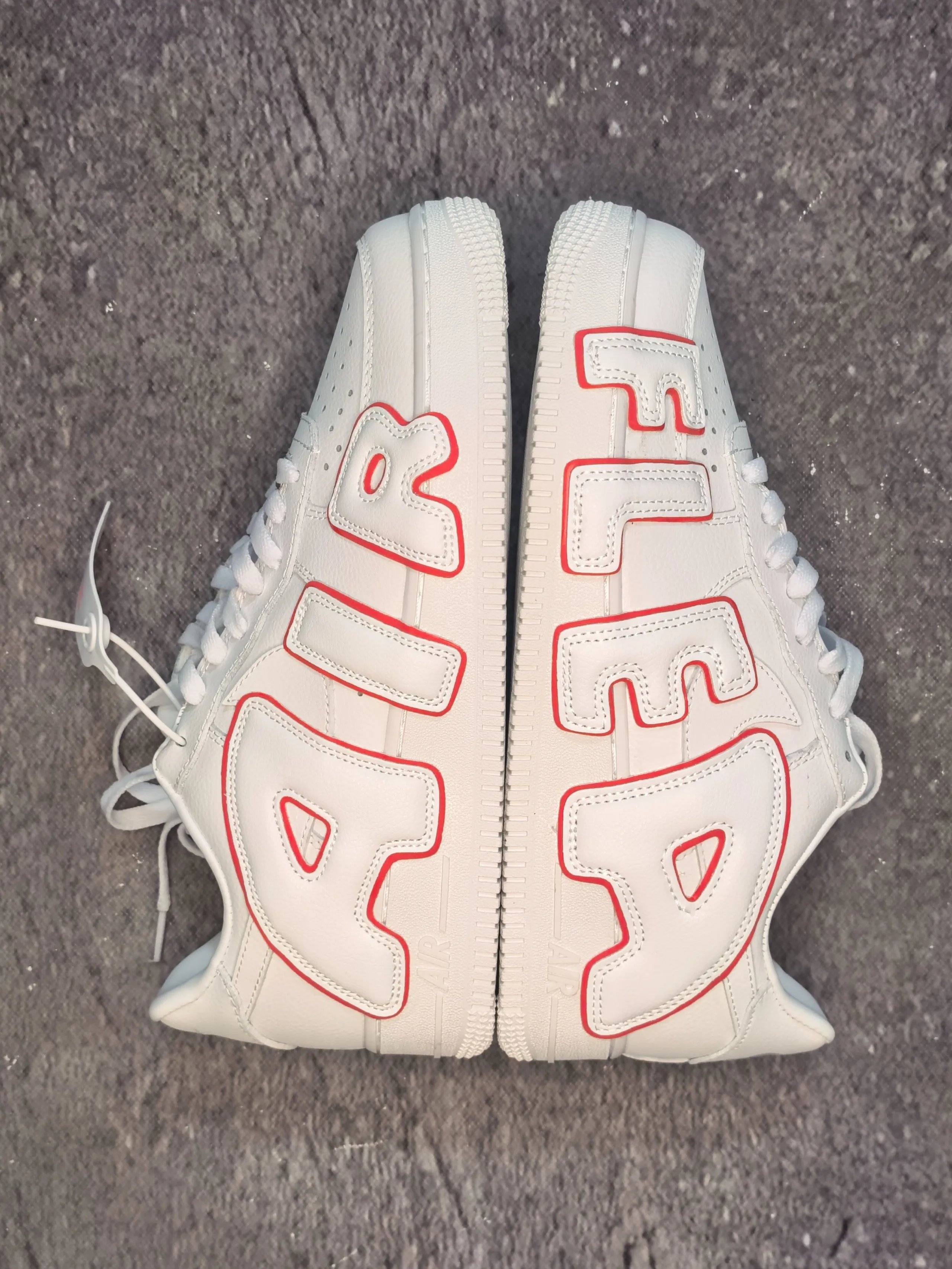 White/Red #5