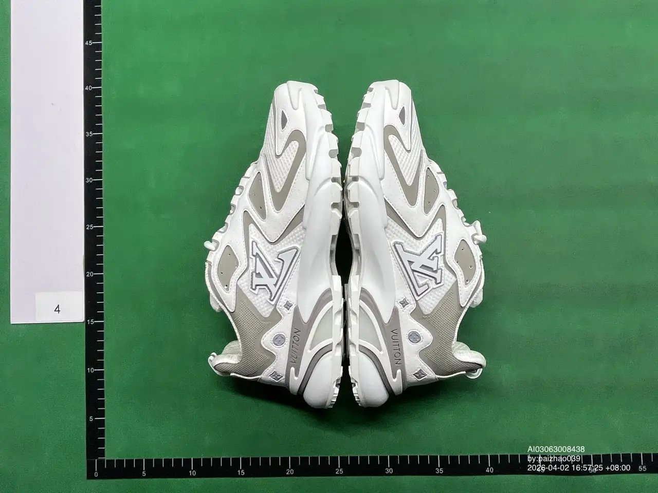 Louis Vuitton Sneakers Logo-appliqué lace-up running image 2