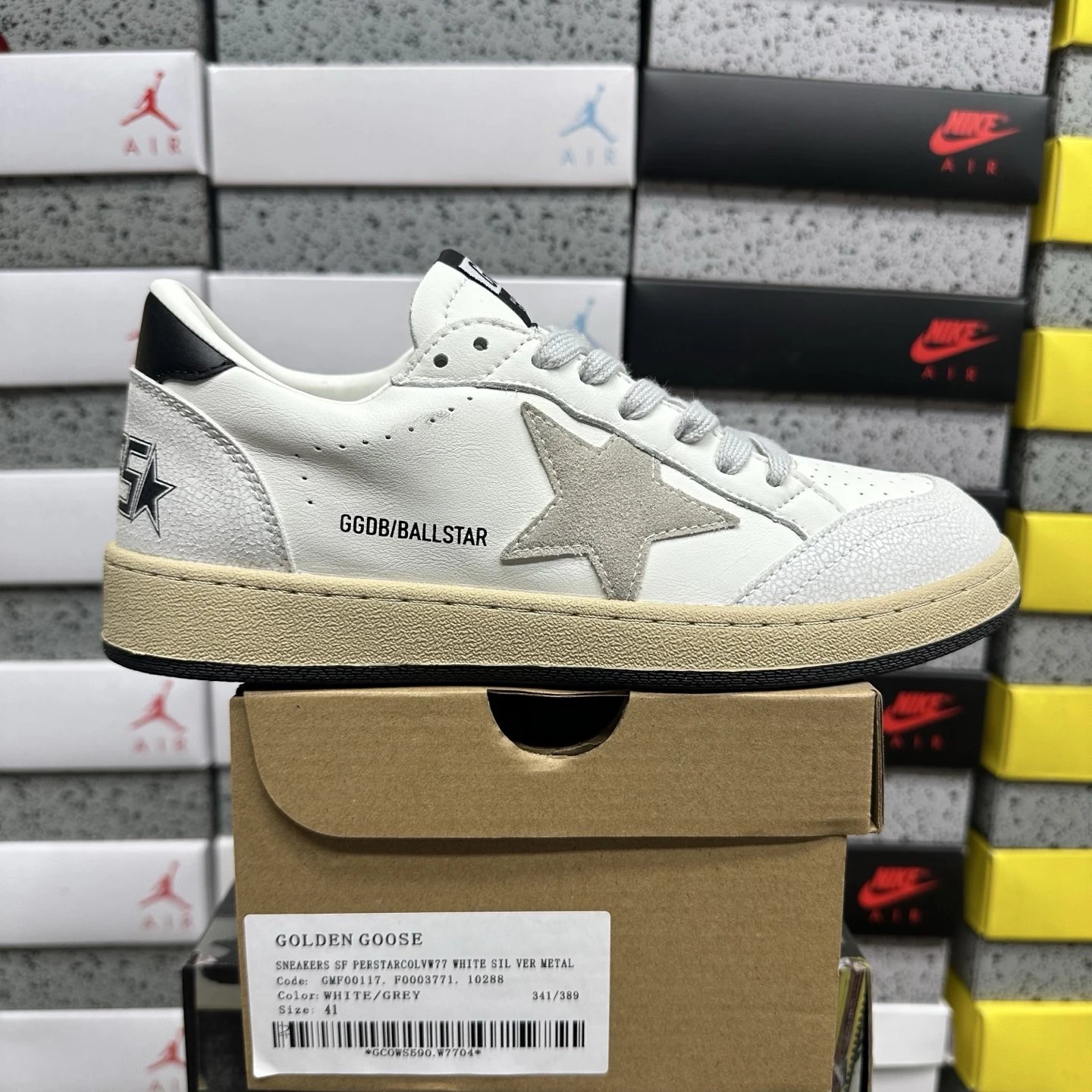 10288- Grey Star