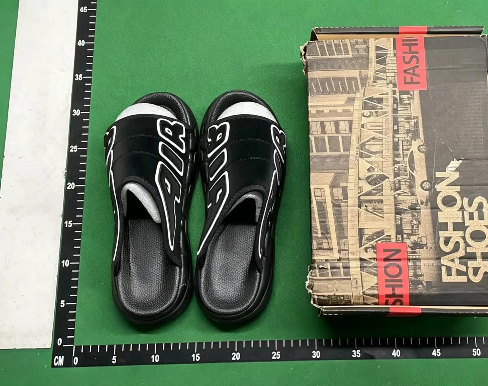 2026 Fashion Trend Versatile Sneakers
