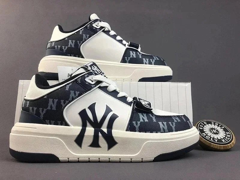 MLB Slippers Play Ball Origin Canvas Mule — 27