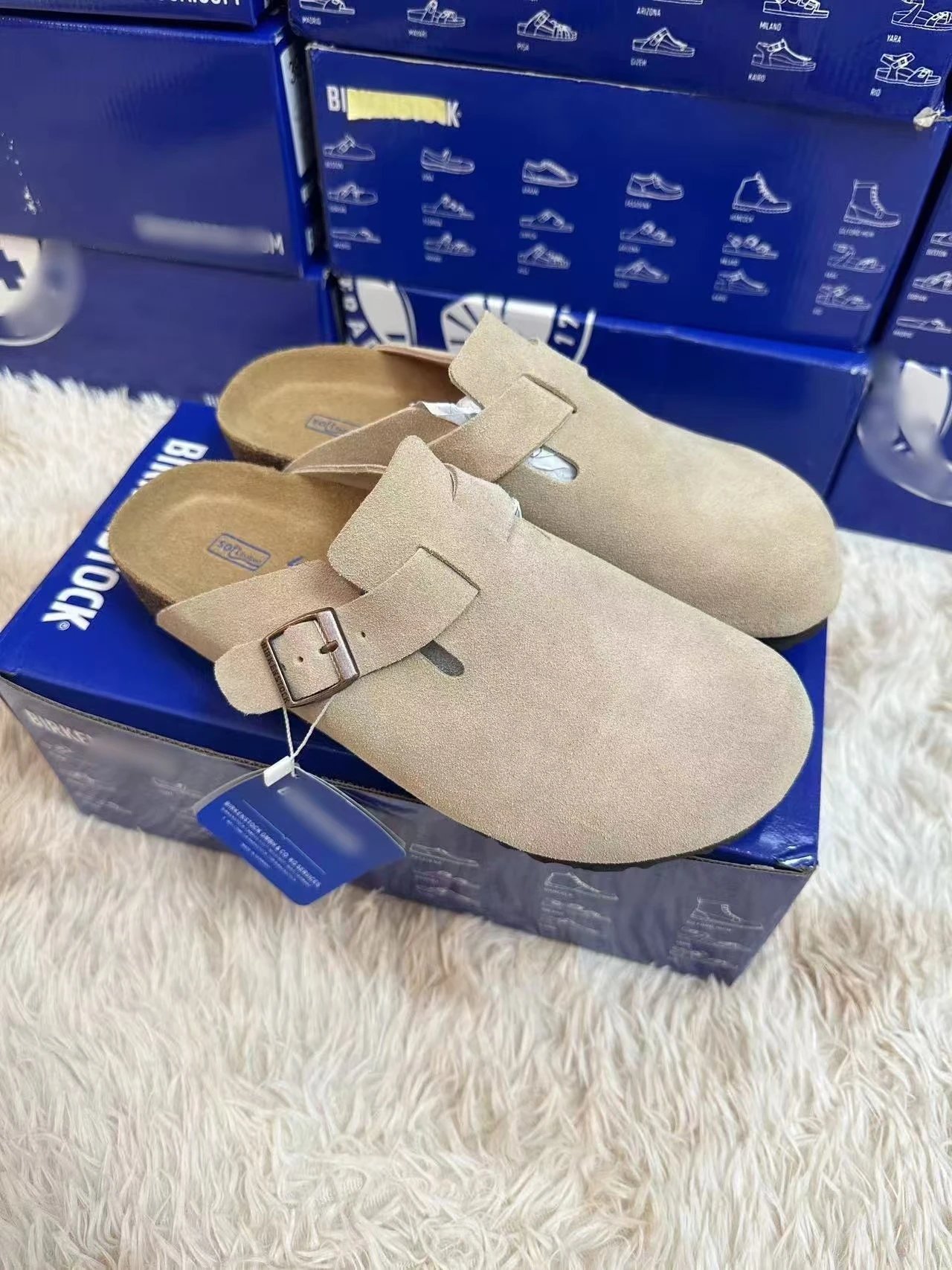 Unbranded Sneakers Distressed low-top with star appliqué — Sand (suede)