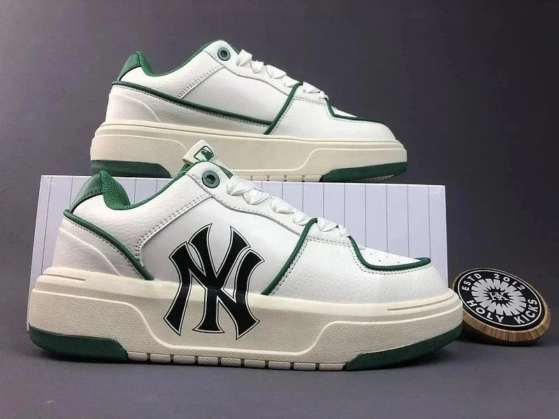MLB Slippers Play Ball Origin Canvas Mule — 29