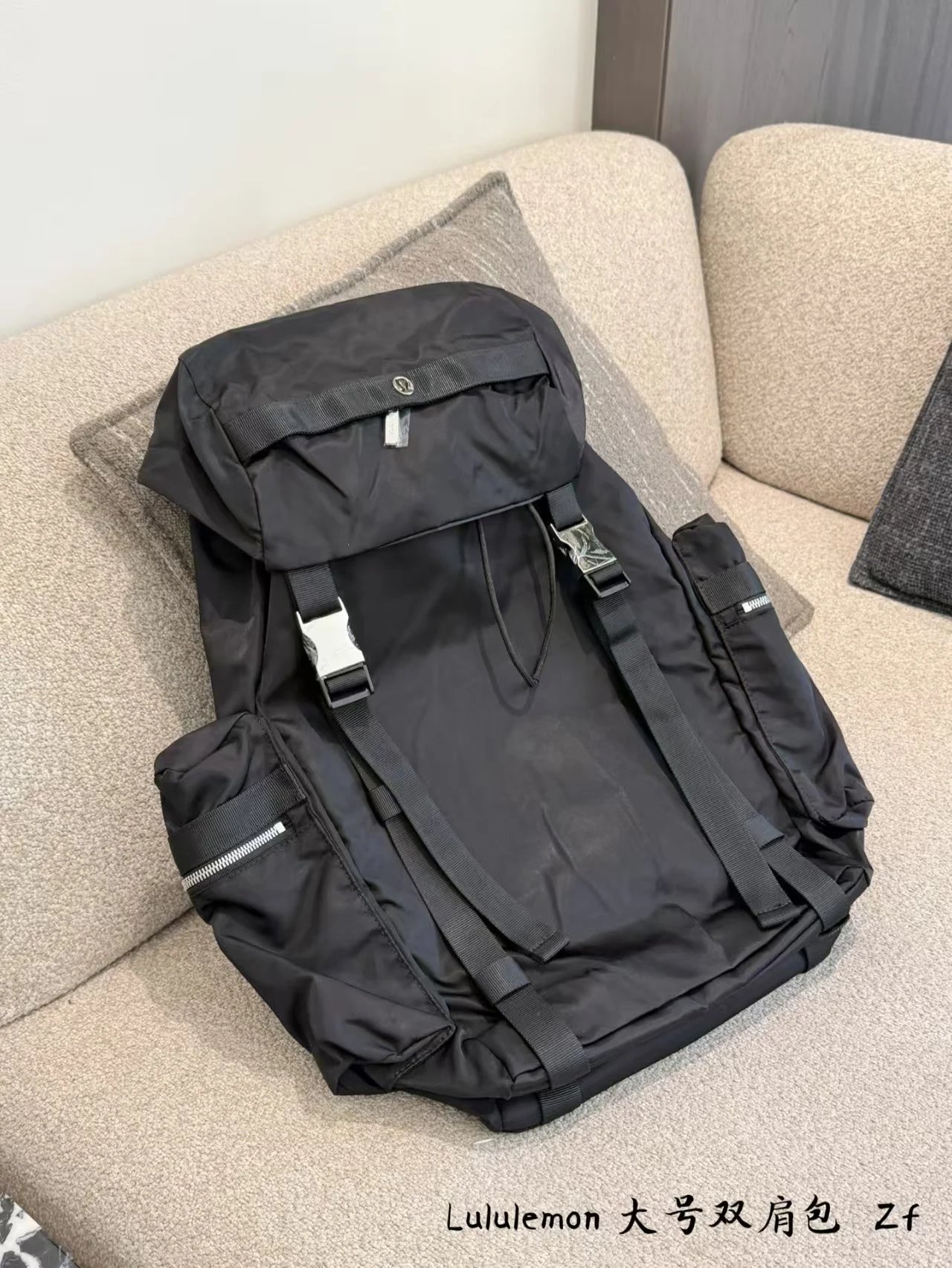 Dior Backpacks Oblique canvas flap backpack with front pocket — l-ululemon Black 42*30 CM