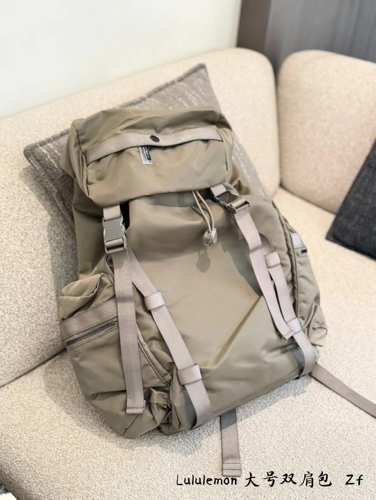 Dior Backpacks Oblique canvas flap backpack with front pocket — l-ululemon Dark gray 42*30 CM