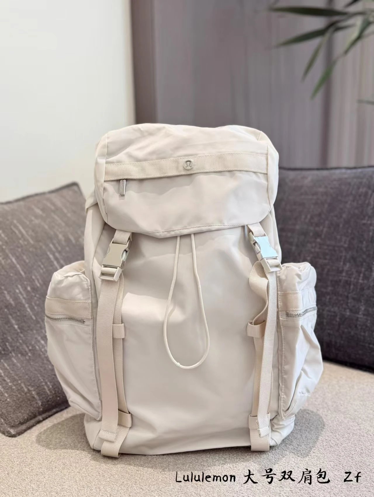Dior Backpacks Oblique canvas flap backpack with front pocket — l-ululemon white 42*30 CM