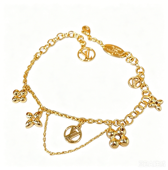 L Bracelets and necklaces