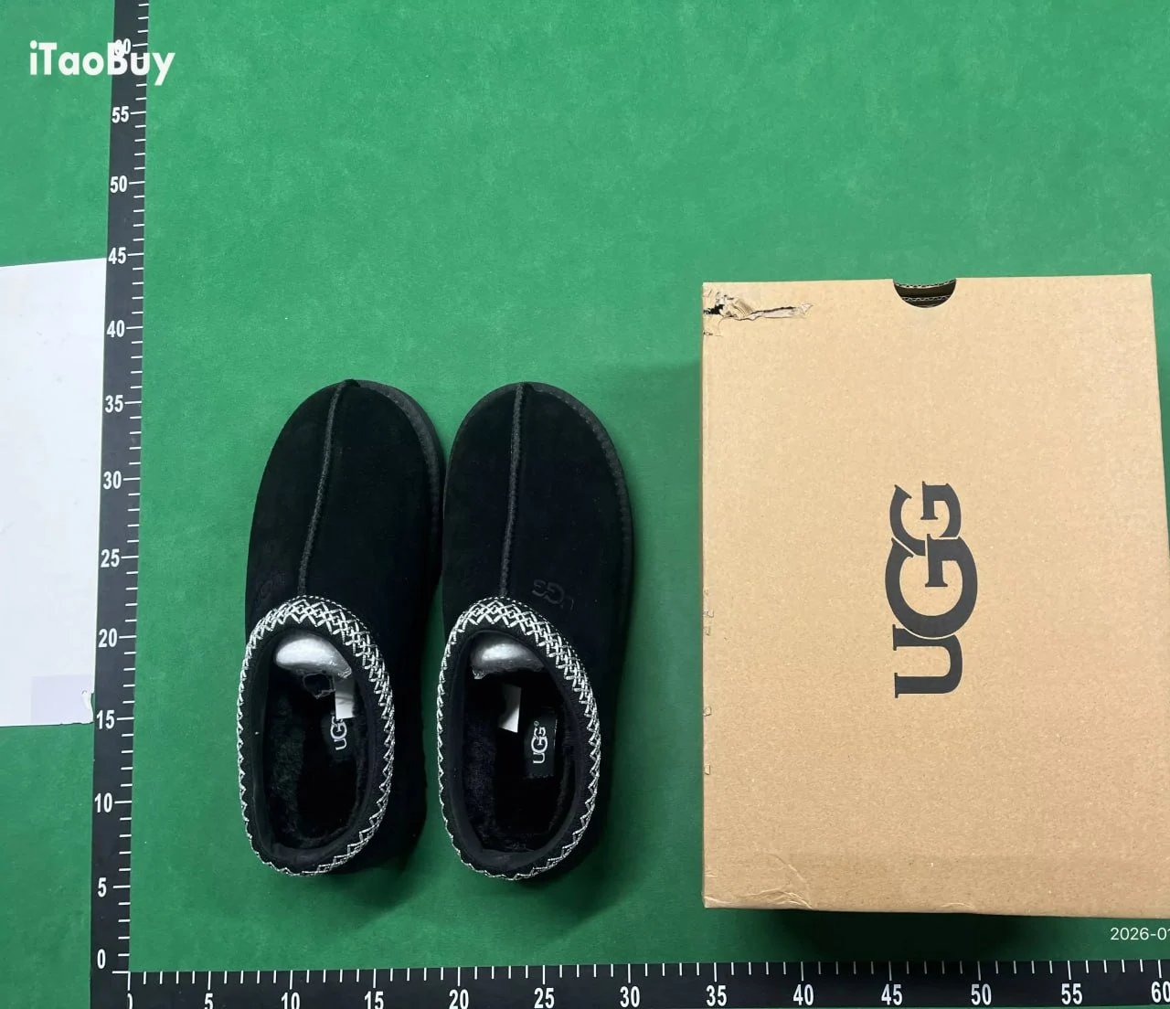 High quality u casual bags, shoes and slippers