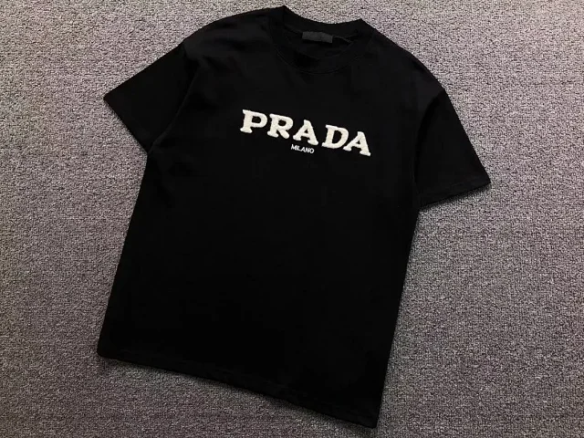 Prada T-Shirts Short-Sleeve Crewneck Logo T-Shirt product detail image 3