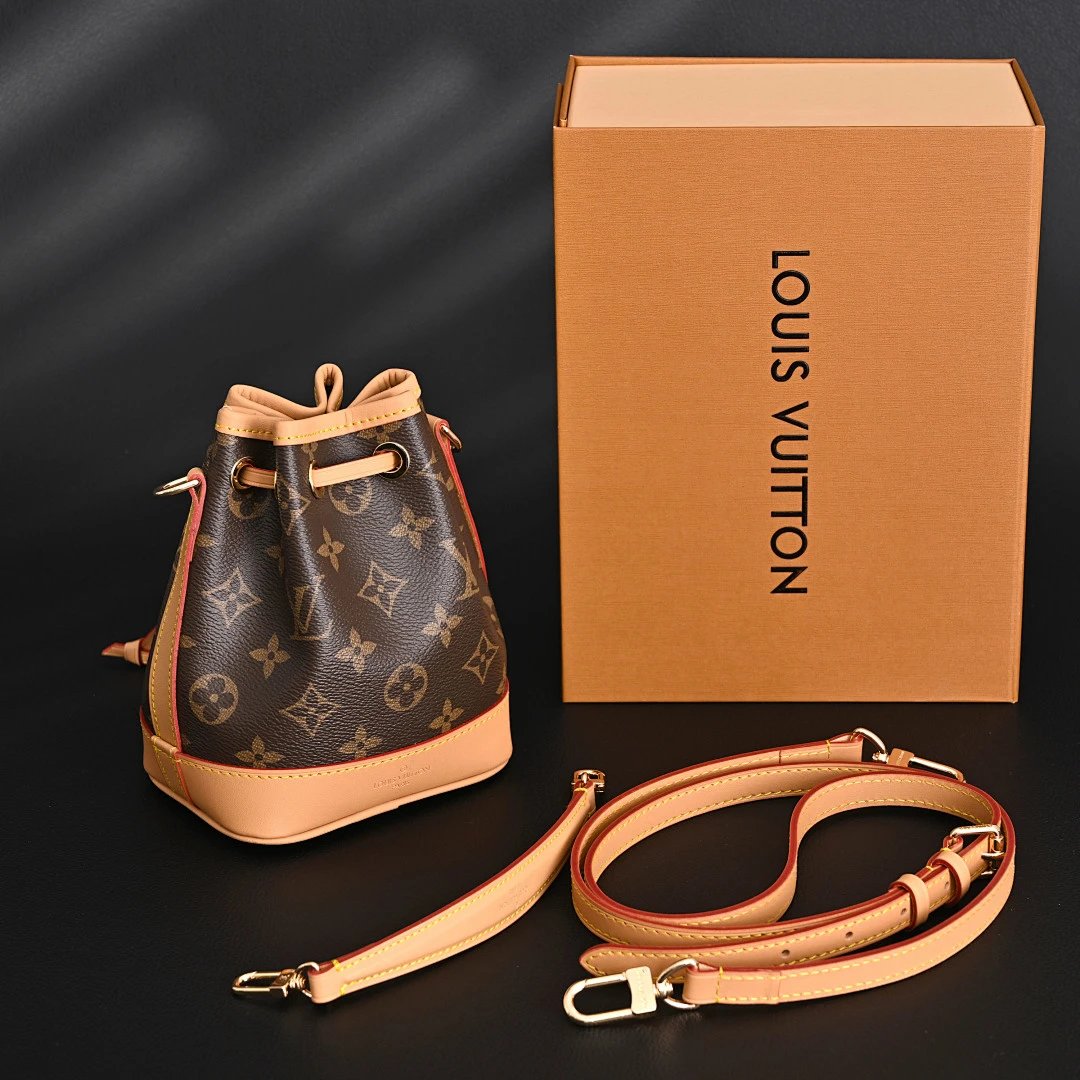Louis Vuitton Bag — W2CFinds curated find