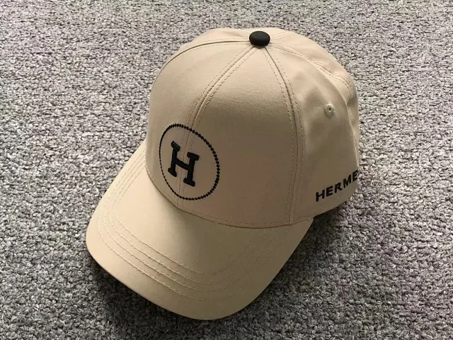 Hermès Hats Embroidered H Circle Baseball Cap product detail image 3