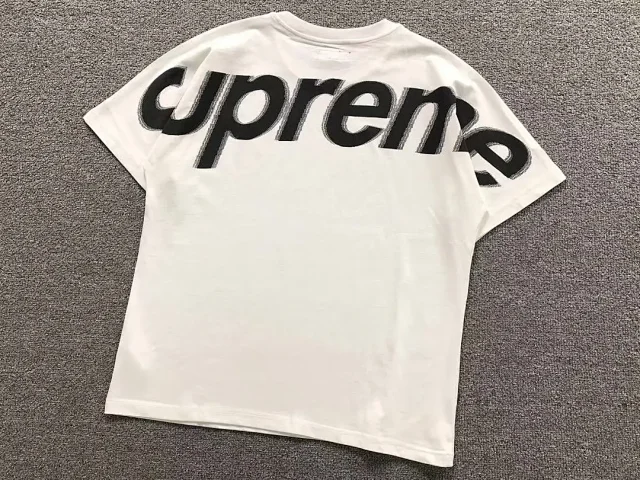 Supreme T-Shirts Short-Sleeve Logo T-Shirt product detail image 3