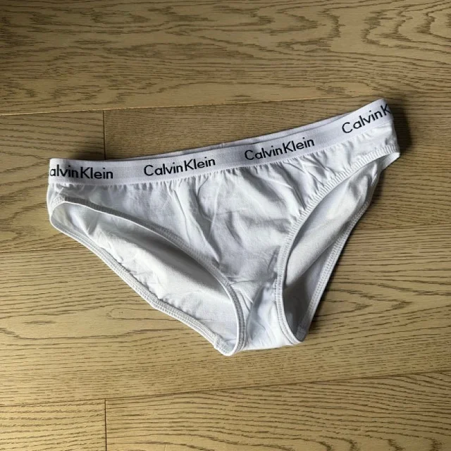 Calvin Klein Underwear Briefs product detail image 2