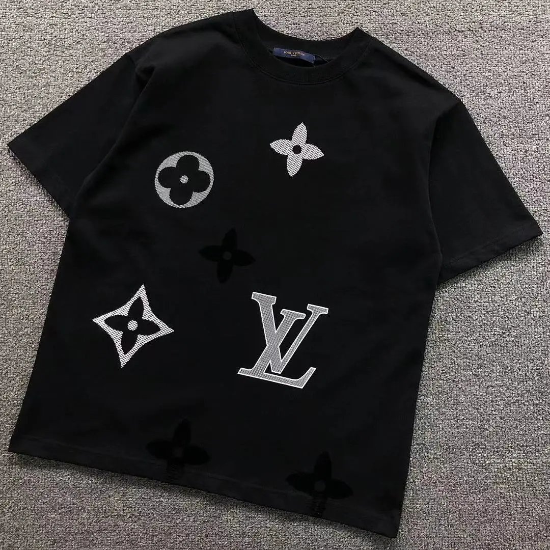Louis Vuitton Tee — W2CFinds curated find