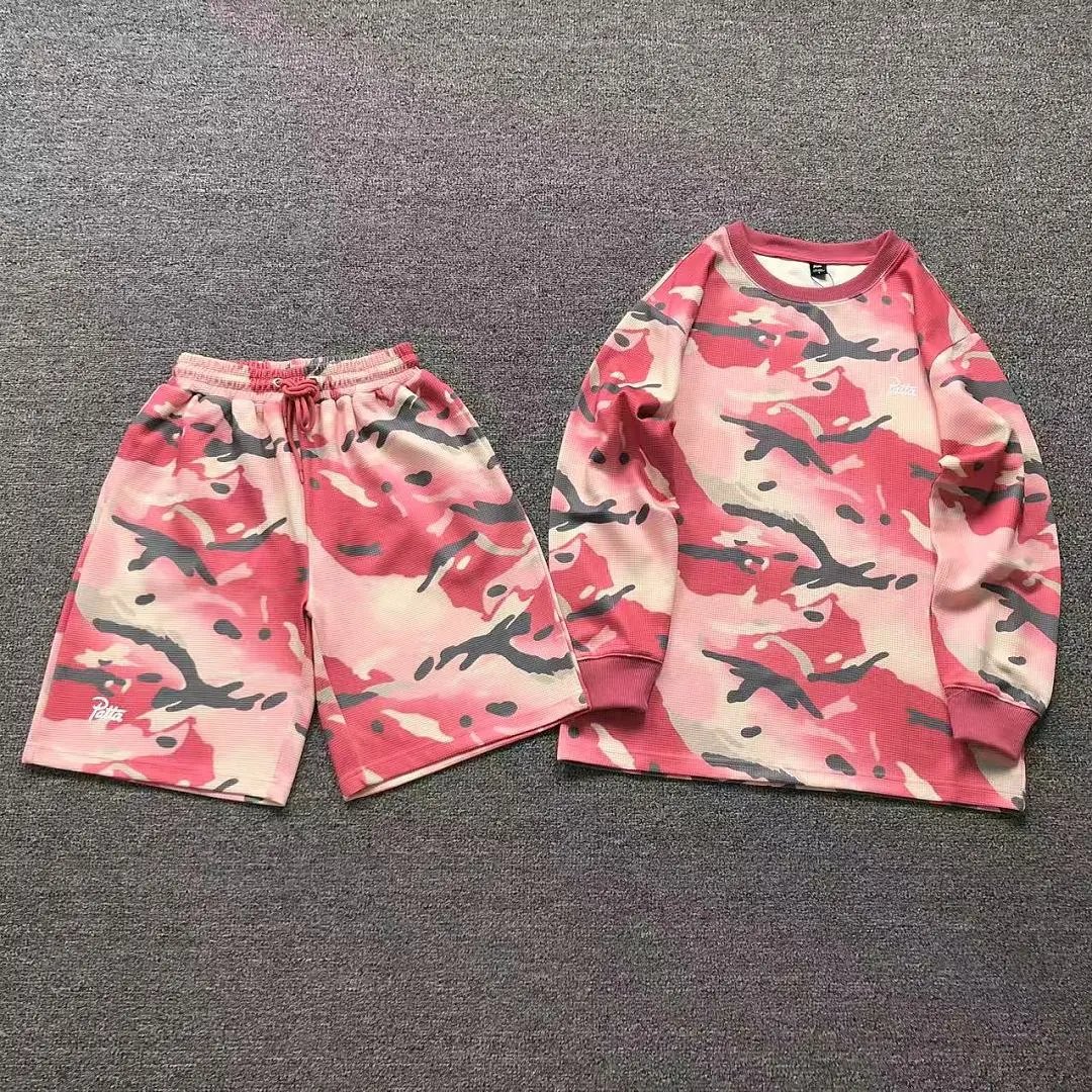 TOP时尚卫衣套装 — W2CFinds curated find