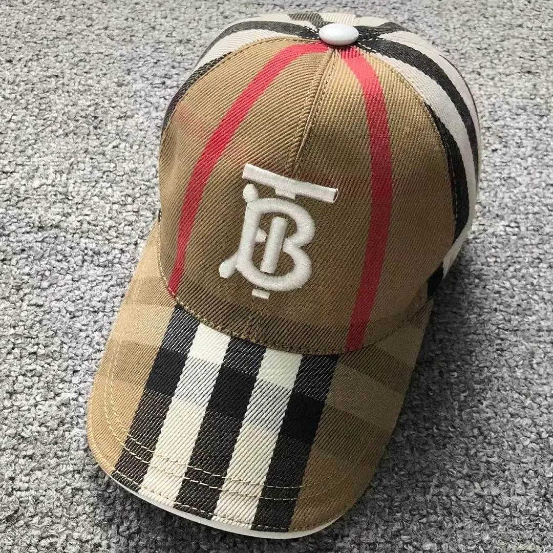 Burberry  Cap
