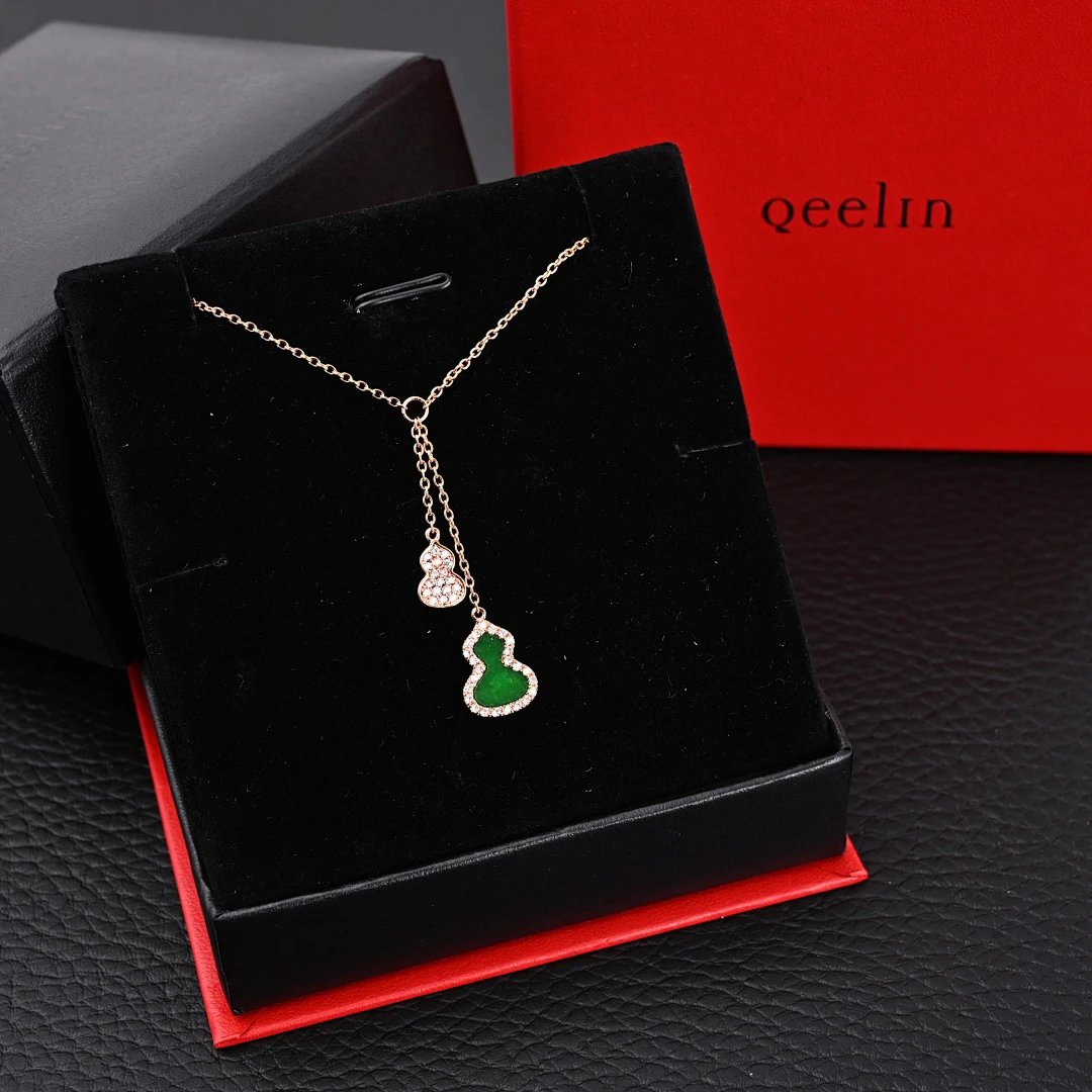 Qeelin necklace