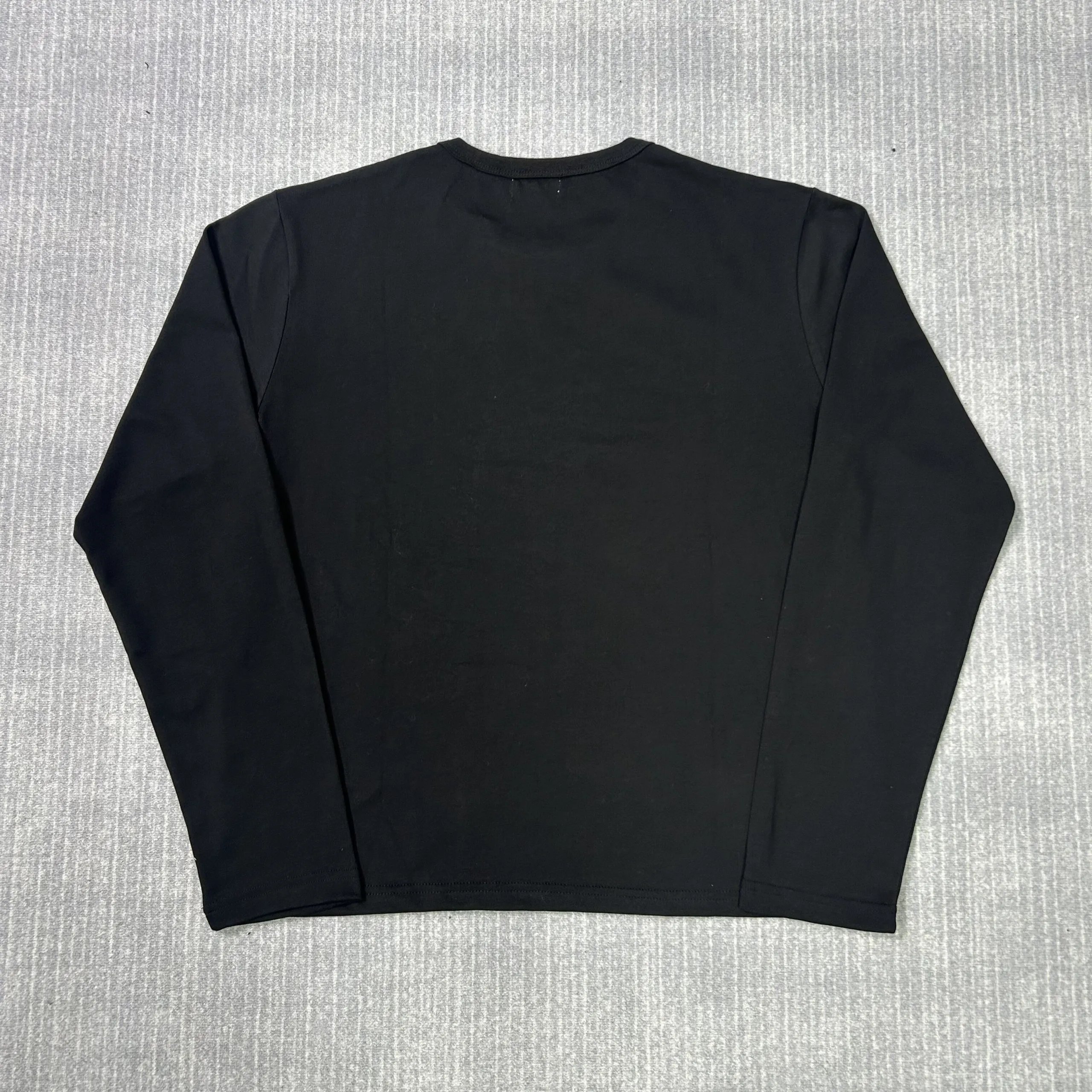 YL logo long sleeved shirt