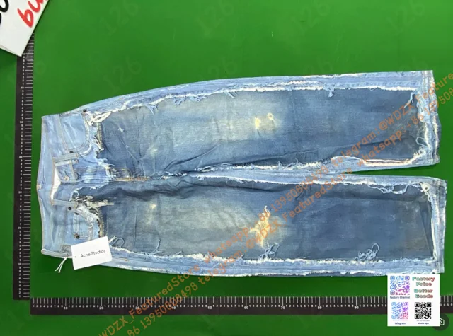 Acne Studios Jeans Distressed Wide-Leg product detail image 8