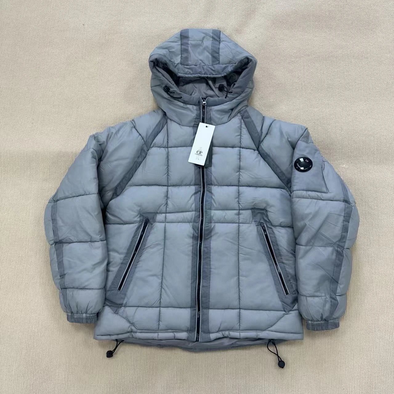 Stüssy Down Jackets Hooded quilted puffer jacket — CP-Silver-gray